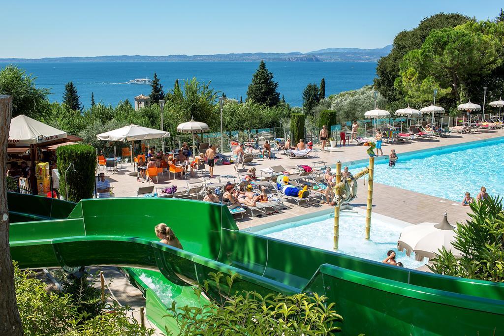 La Rocca Camping Village Bardolino Exterior photo
