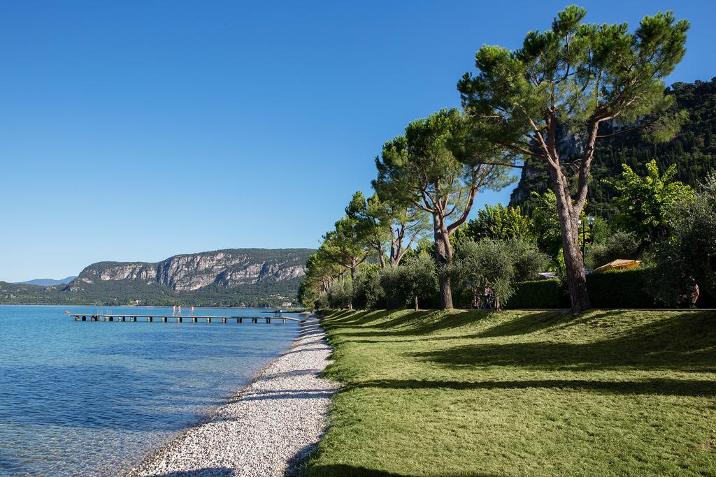 La Rocca Camping Village Bardolino Exterior photo
