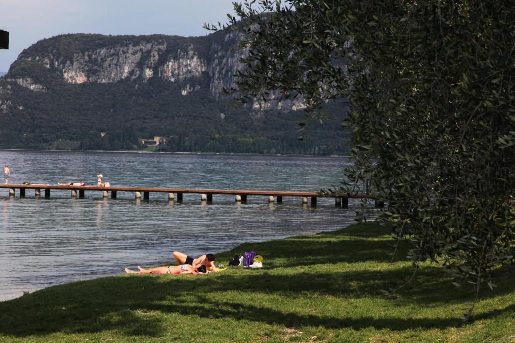 La Rocca Camping Village Bardolino Exterior photo